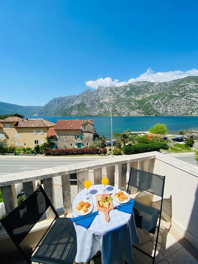 Villa Blanca Risan Luaran gambar