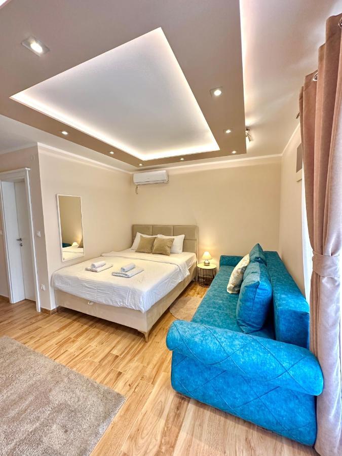 Villa Blanca Risan Luaran gambar