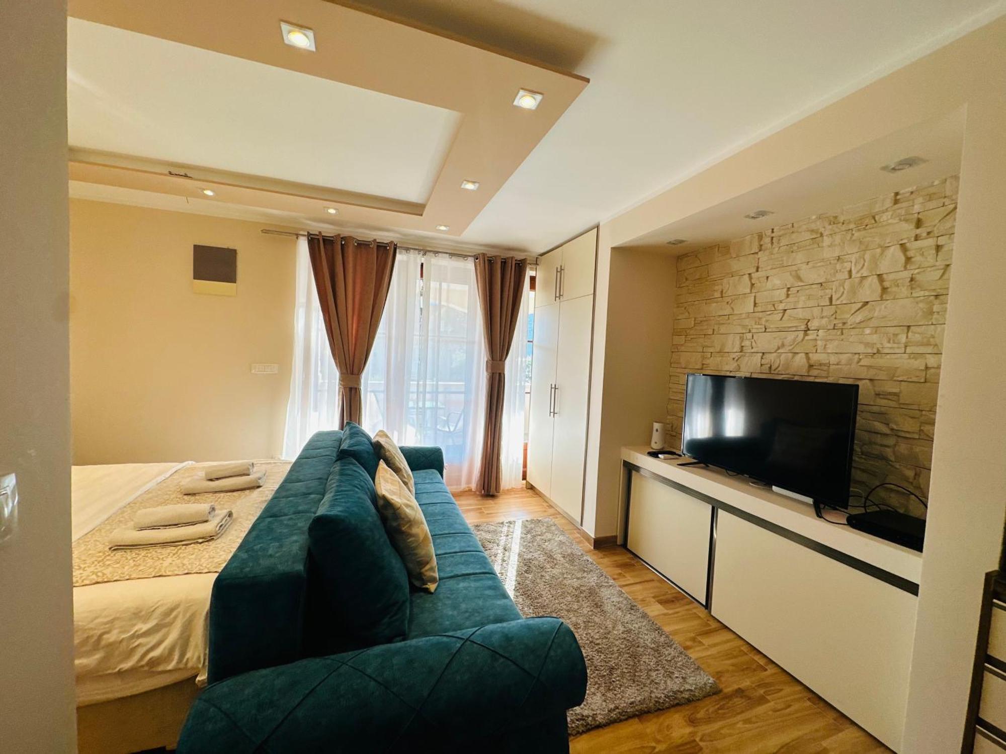 Villa Blanca Risan Luaran gambar